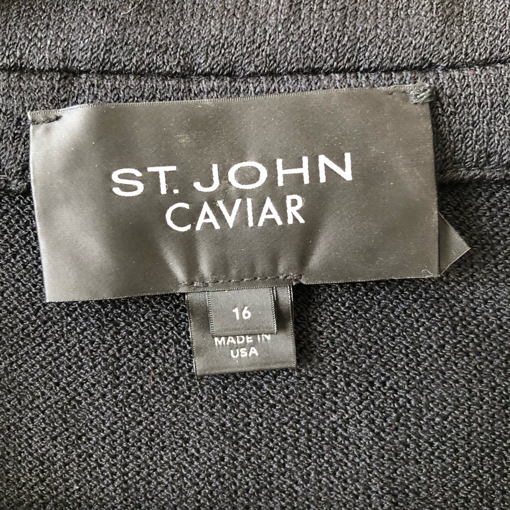 ST JOHN CAVIAR Black Santana Knit Boxy Short Blazer size 16 - Picture 4 of 11